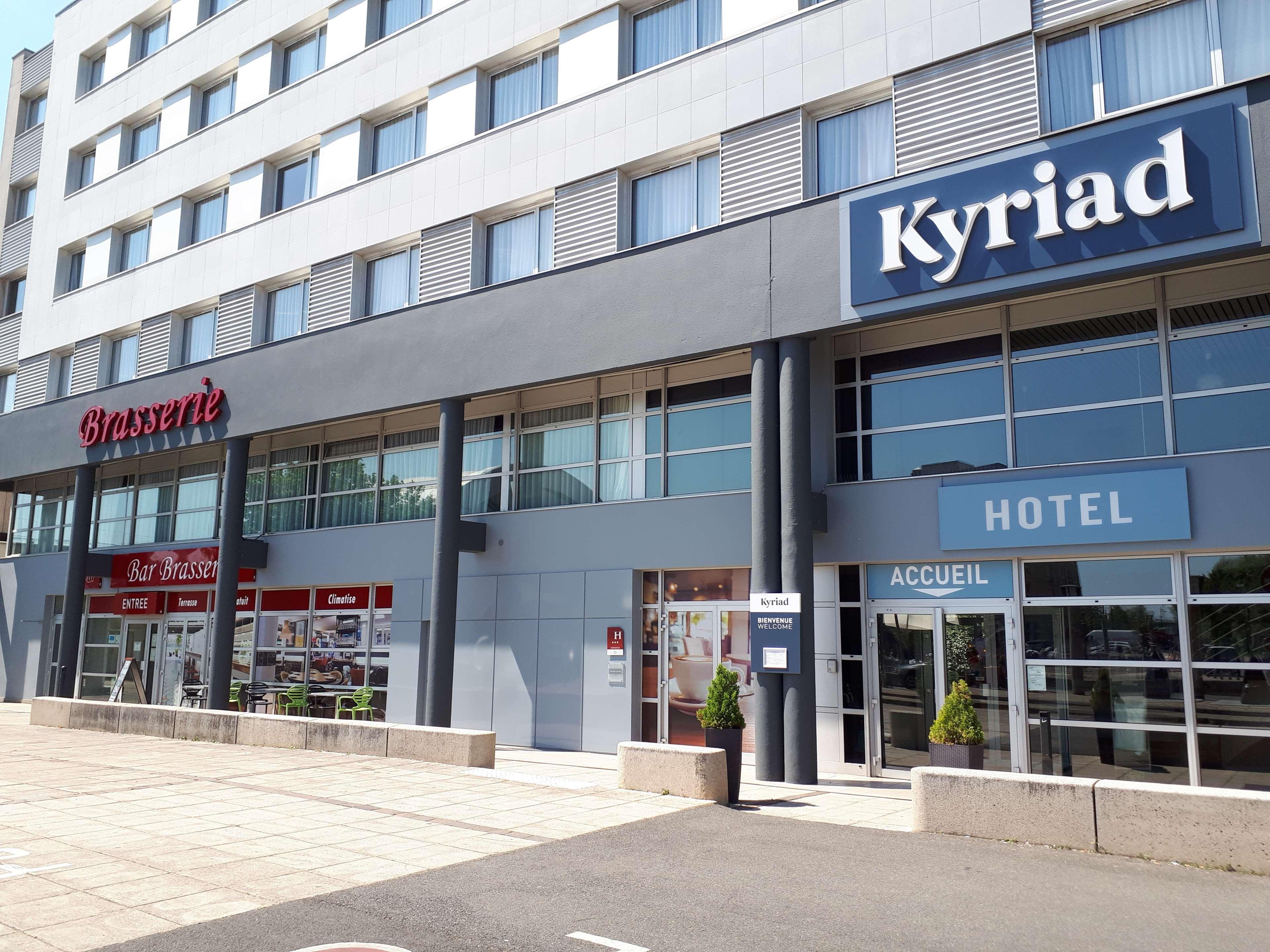 Hotel Kyriad Tours St Pierre Des Corps Gare Saint-Pierre-des-Corps Exteriör bild